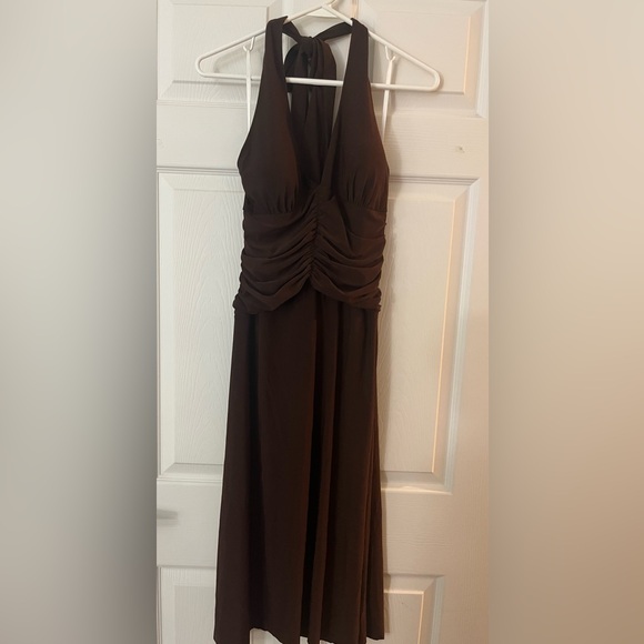 Elegant Strapless Brown Dress - Picture 1 of 5